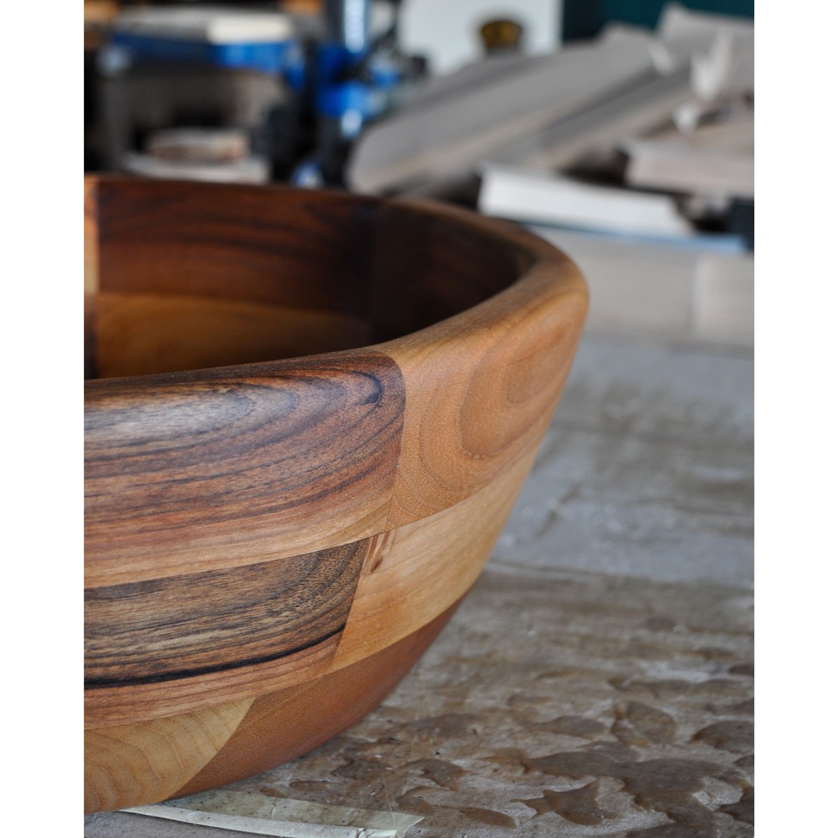 Drvena činija za pripremu testa