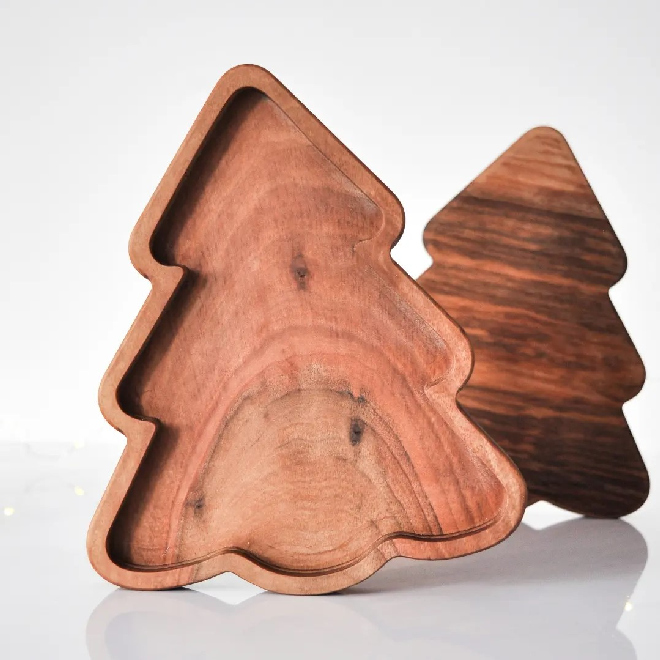 Drvena činija u obliku jelke | Daska Jelka