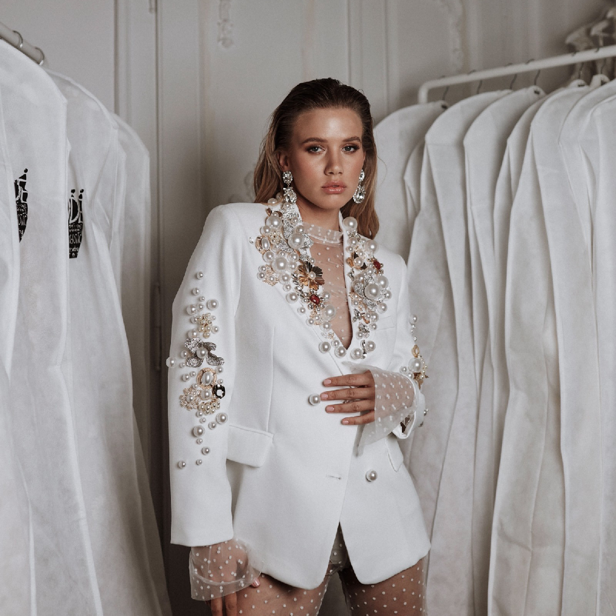 White jacket 