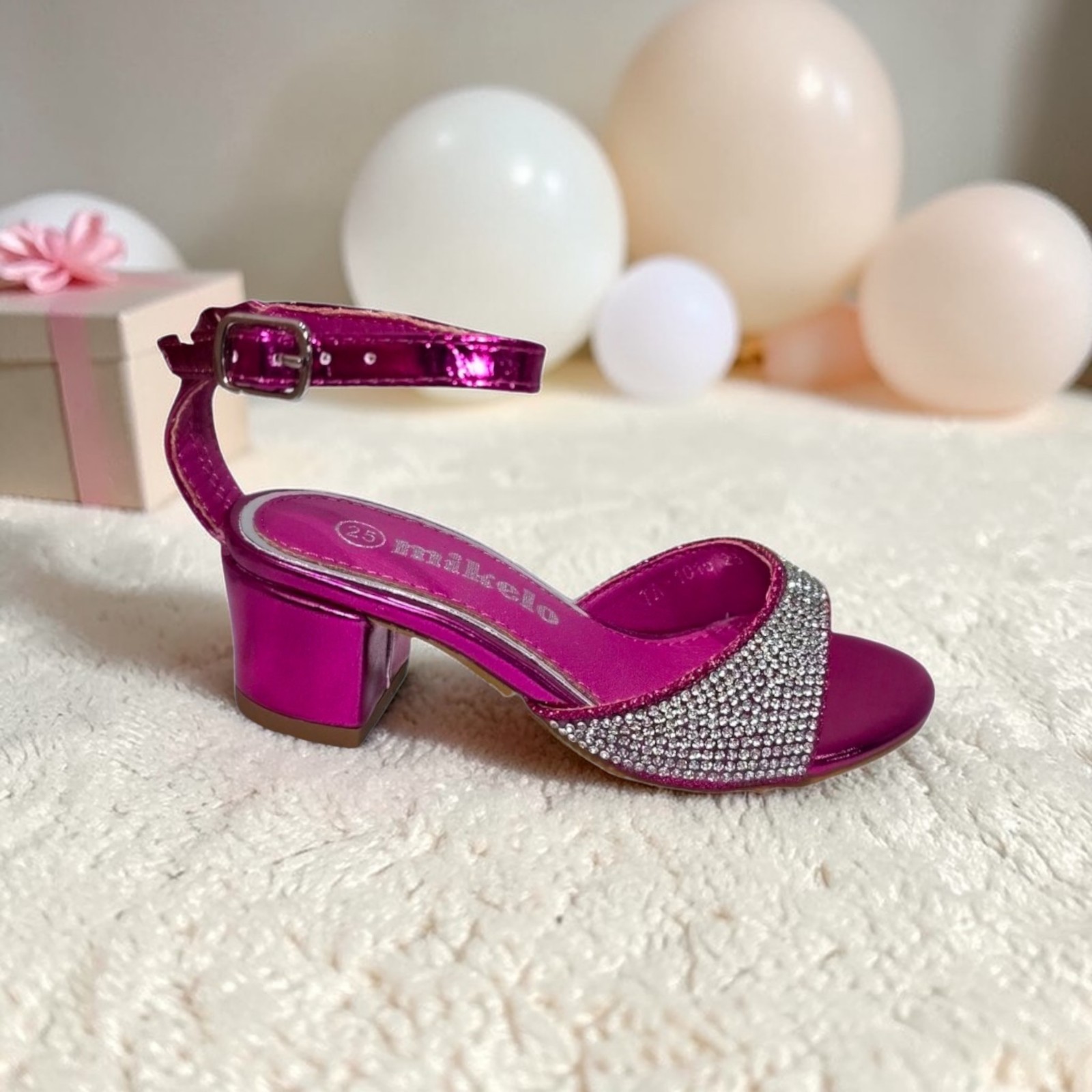 Sandale sa stiklicom 009