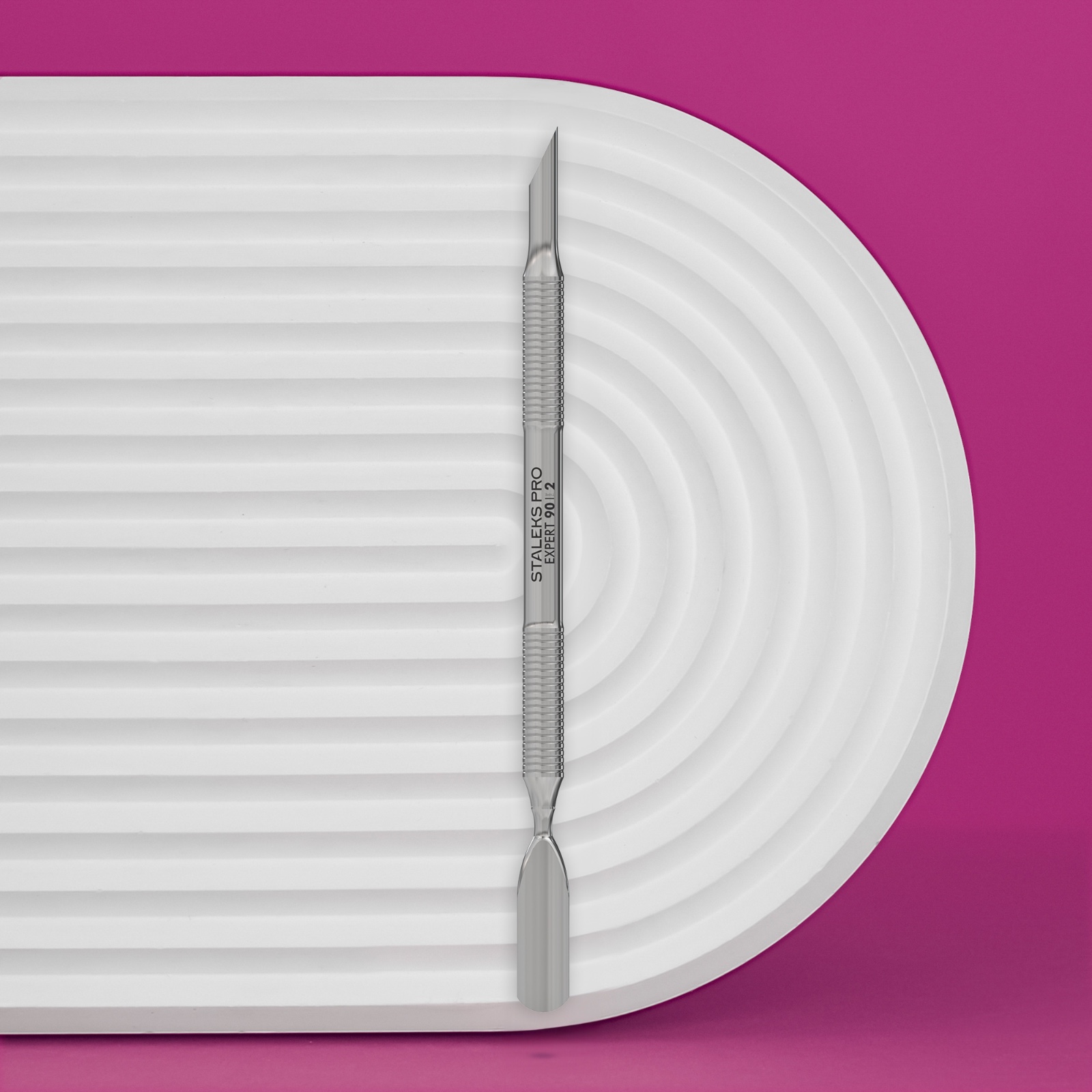 Manikir pogurivač EXPERT 90 TYPE 2 (kosi i zaobljeni široki pogurivač)