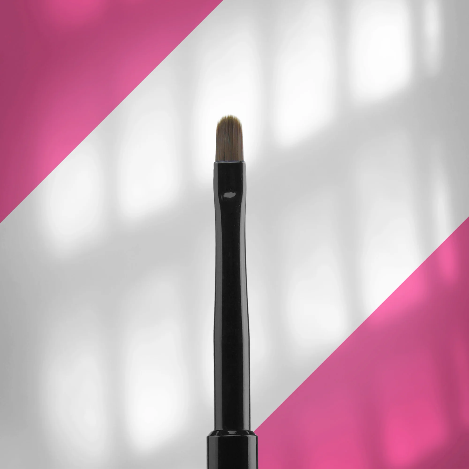 Četkica za gel EXPERT širine 4 mm / dužine 7 mm