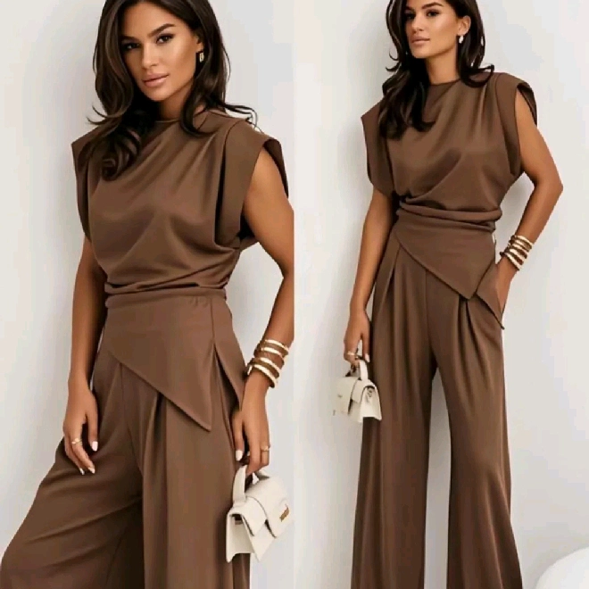 braon kpmplet bluza i pantalone